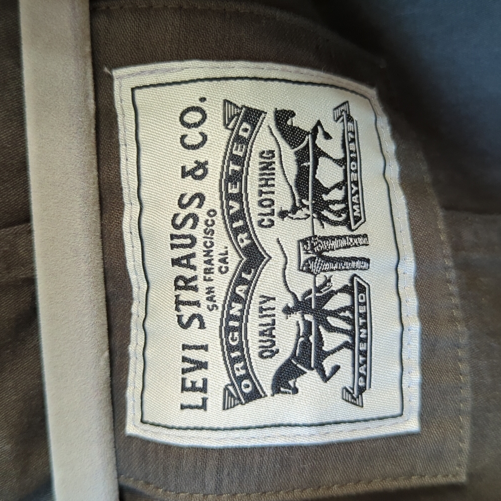 Levi jacket - Picture 3 of 11